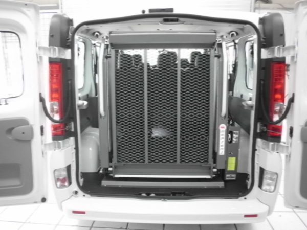 BBI-RANGE-Double-arm-lifts-with-full-platform.-1.jpg BBI-RANGE-Double-arm-lifts-with-full-platform.-1.jpg