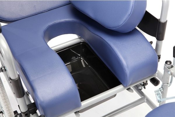 Big Rear Wheels Manual Tilt Wheelchair Seat Big Rear Wheels Manual Tilt Wheelchair Seat
